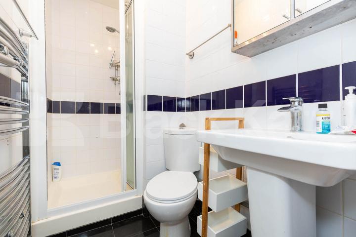 Stunning one bedroom flat set in a period conversion in the heart of Angel Paget Street, Angel / Clerkenwell